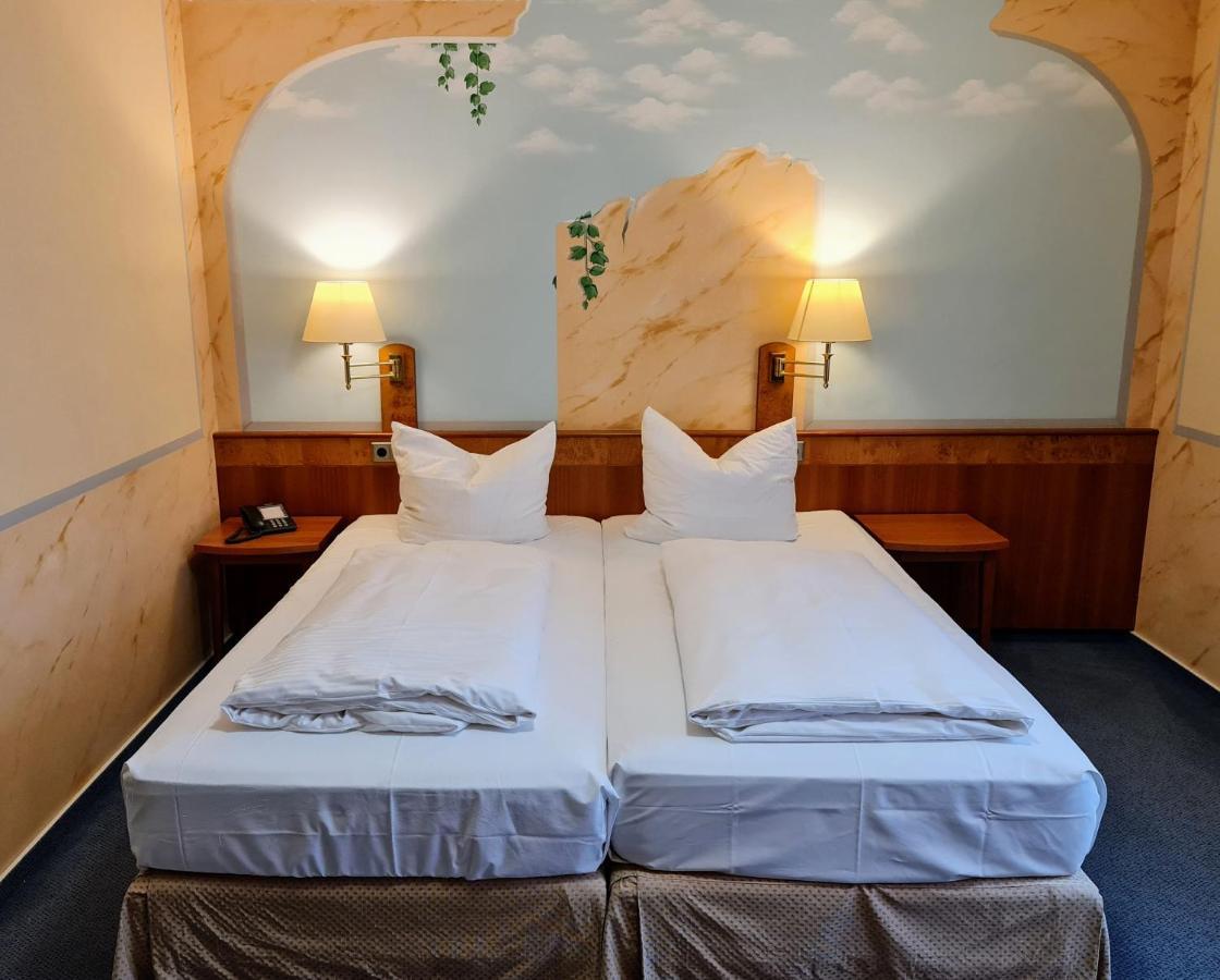 Hotel Restaurant Felix Μπενσχάιμ Εξωτερικό φωτογραφία